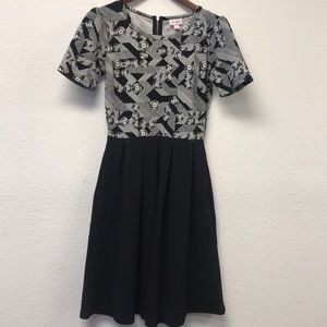 Lularoe Amelia Black White Pleated Textured Dress